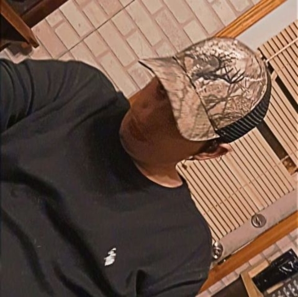 Meet your Posher, Andrew - Picture 1 of 1